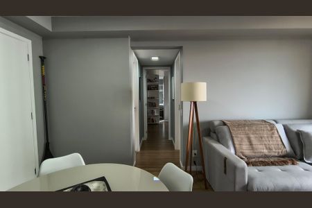 Sala de apartamento para alugar com 2 quartos, 79m² em Recreio dos Bandeirantes, Rio de Janeiro