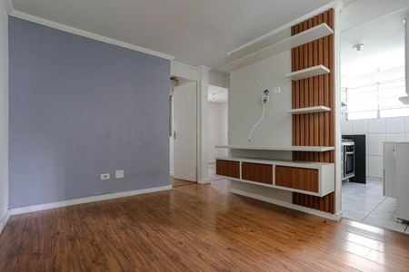 Sala de apartamento para alugar com 2 quartos, 44m² em Conjunto Residencial do Bosque, Mogi das Cruzes