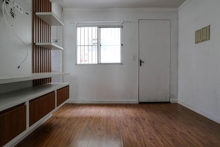 Sala de apartamento para alugar com 2 quartos, 44m² em Conjunto Residencial do Bosque, Mogi das Cruzes