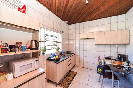 Casa para alugar com 300m², 3 quartos e 2 vagasCozinha