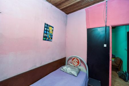 Casa para alugar com 300m², 3 quartos e 2 vagasQuarto 1/Casa dos Fundos