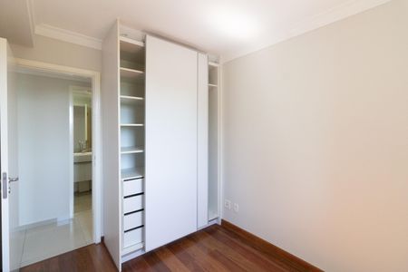 Apartamento para alugar com 90m², 3 quartos e 2 vagasQuarto 2