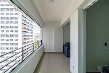 Apartamento para alugar com 33m², 1 quarto e 1 vaga Apartamento para alugar com 33m², 1 quarto e 1 vagaVaranda