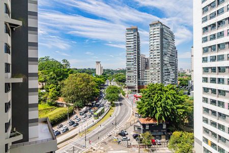 Apartamento para alugar com 33m², 1 quarto e 1 vaga Apartamento para alugar com 33m², 1 quarto e 1 vagaVaranda