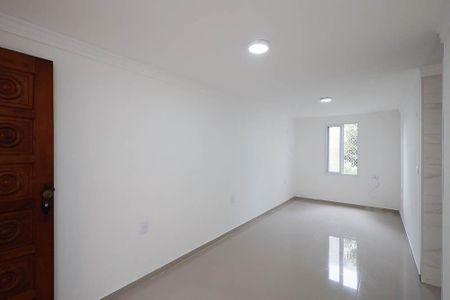 Sala  de apartamento para alugar com 2 quartos, 56m² em Vila Sabrina, São Paulo