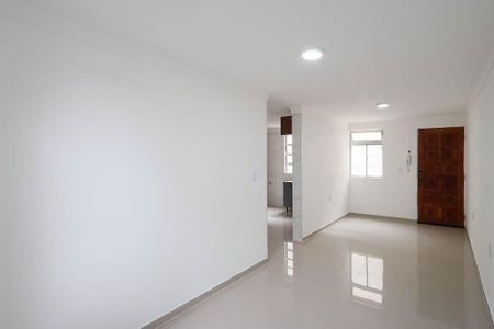 Sala  de apartamento para alugar com 2 quartos, 56m² em Vila Sabrina, São Paulo