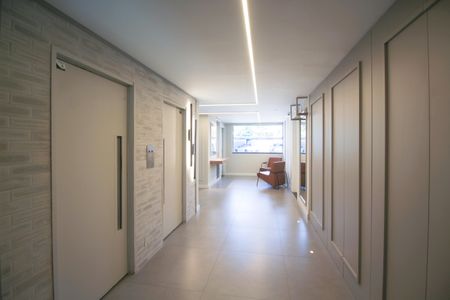 Apartamento para alugar com 65m², 1 quarto e 1 vagaHall