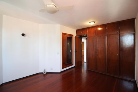Quarto de apartamento à venda com 1 quarto, 65m² em Vila Sao Francisco, São Paulo