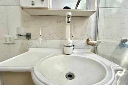 Casa à venda com 105m², 2 quartos e 1 vagaBanheiro Corredor