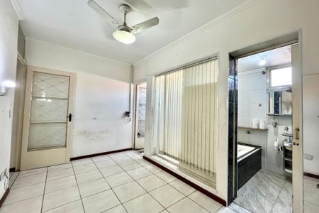 Casa à venda com 105m², 2 quartos e 1 vagaSuite