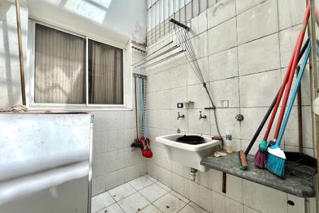 Casa à venda com 105m², 2 quartos e 1 vagaÁrea de Serviço