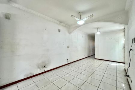 Casa à venda com 2 quartos, 105m² em Vila Alexandria, São Paulo