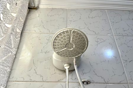 Casa à venda com 105m², 2 quartos e 1 vagaBanheiro Corredor