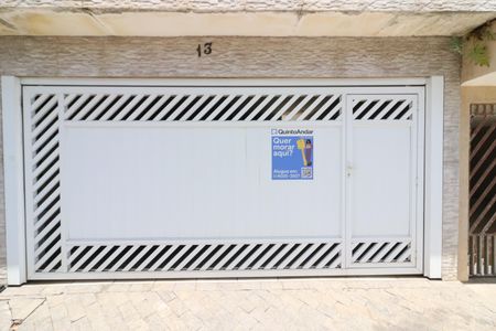 Casa para alugar com 135m², 2 quartos e 2 vagasFachada