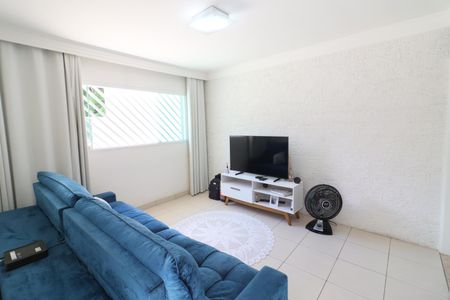 Casa para alugar com 2 quartos, 135m² em São Pedro, Osasco