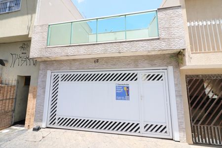 Casa para alugar com 135m², 2 quartos e 2 vagasFachada