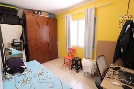 Casa para alugar com 2 quartos, 135m² em São Pedro, Osasco