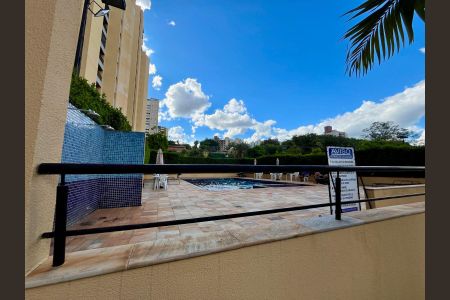 Apartamento à venda com 70m², 1 quarto e 1 vagaÁrea comum - Piscina