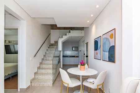 Sala de apartamento à venda com 2 quartos, 105m² em Coração Eucarístico, Belo Horizonte