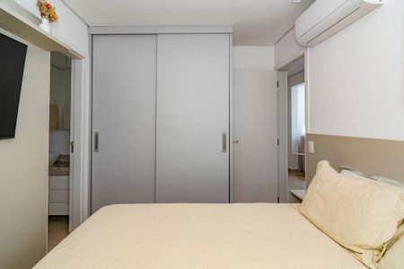 Apartamento à venda com 105m², 2 quartos e 3 vagasSuíte