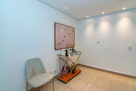 Apartamento à venda com 105m², 2 quartos e 3 vagasSala 2