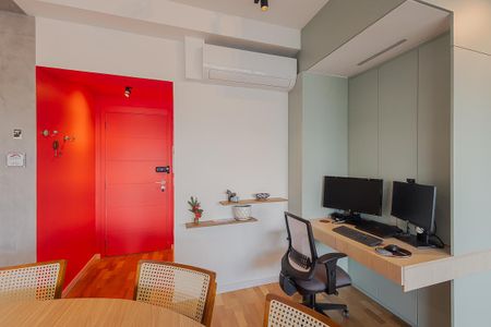 Sala de apartamento para alugar com 1 quarto, 70m² em Pinheiros, São Paulo