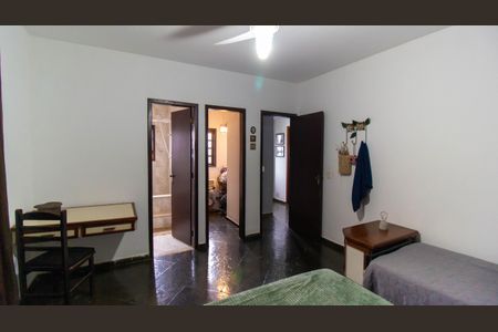 Casa para alugar com 3 quartos, 220m² em Serra Grande, Niterói