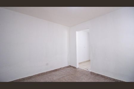 Casa para alugar com 2 quartos, 50m² em Vila Alzira, São Paulo