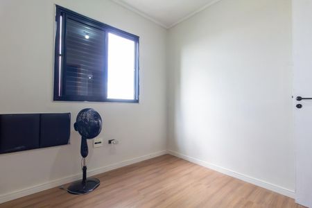 Quarto 1 de apartamento para alugar com 2 quartos, 56m² em Vila Santana, São Paulo