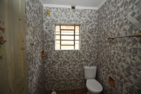 Casa para alugar com 60m², 2 quartos e sem vagaBanheiro