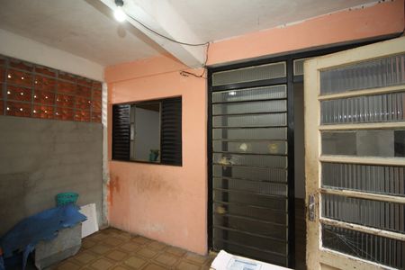 Casa para alugar com 60m², 2 quartos e sem vagaÁrea de Serviço