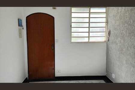 Sala de apartamento para alugar com 2 quartos, 45m² em Parque Dourado, Ferraz de Vasconcelos