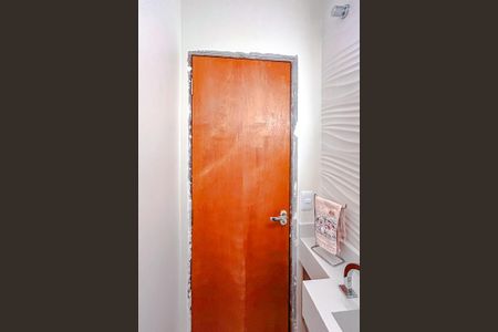 Casa de condomínio à venda com 68m², 3 quartos e 2 vagasLavabo