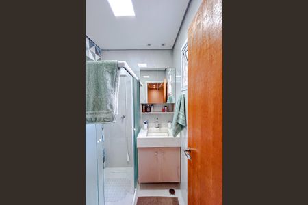 Casa de condomínio à venda com 68m², 3 quartos e 2 vagasBanheiro da Suíte