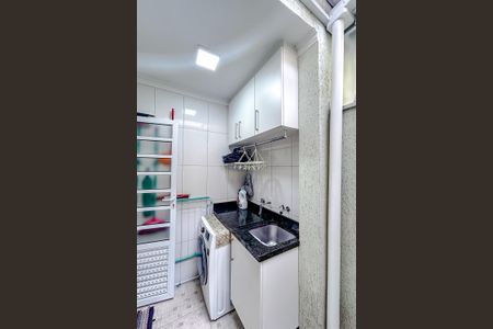 Casa de condomínio à venda com 68m², 3 quartos e 2 vagasÁrea de Serviço