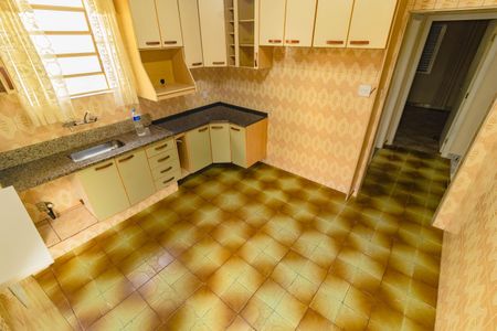 Casa para alugar com 207m², 2 quartos e 2 vagasCozinha