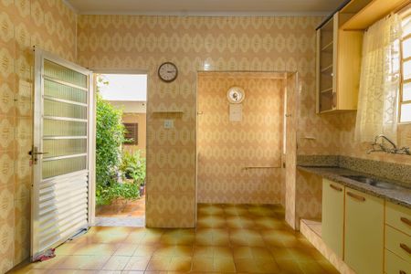 Casa para alugar com 207m², 2 quartos e 2 vagasCozinha