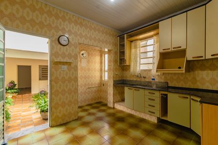 Casa para alugar com 207m², 2 quartos e 2 vagasCozinha