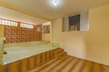 Casa para alugar com 207m², 2 quartos e 2 vagasEdícula