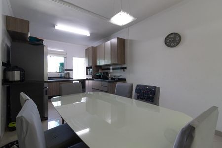 Casa à venda com 165m², 3 quartos e 5 vagasCozinha