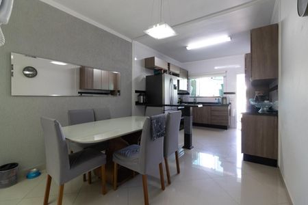 Casa à venda com 165m², 3 quartos e 5 vagasCozinha