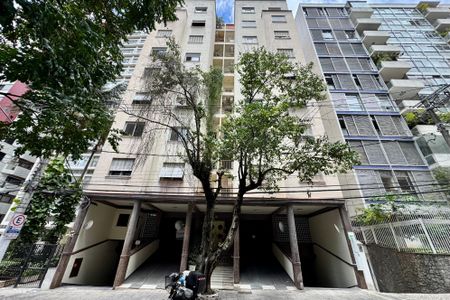 Apartamento à venda com 107m², 2 quartos e 1 vaga Apartamento à venda com 107m², 2 quartos e 1 vagaFachada
