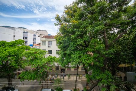 Apartamento à venda com 105m², 3 quartos e 1 vagaQuarto 2 Vista