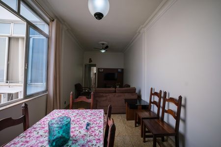 Apartamento à venda com 105m², 3 quartos e 1 vagaSala