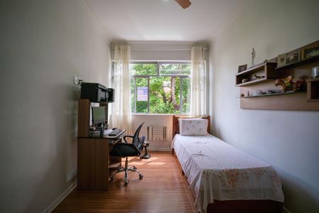 Apartamento à venda com 105m², 3 quartos e 1 vagaQuarto 1