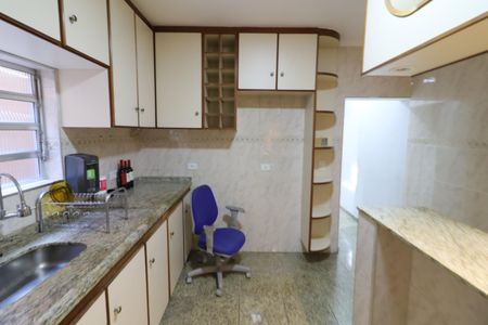 Casa à venda com 216m², 3 quartos e 2 vagasCozinha