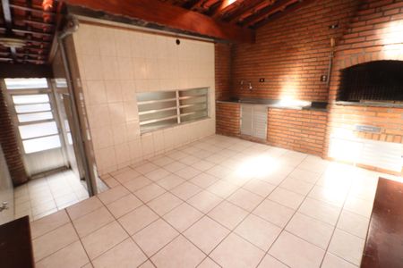 Casa à venda com 216m², 3 quartos e 2 vagasChurrasqueira