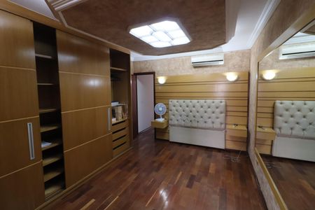 Suíte 1 de casa à venda com 3 quartos, 216m² em Veloso, Osasco