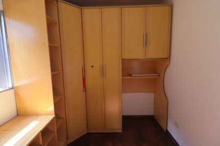 Casa à venda com 216m², 3 quartos e 2 vagasQuarto 3