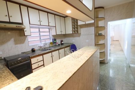 Casa à venda com 216m², 3 quartos e 2 vagasCozinha